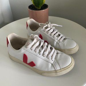 Veja White Leather Sneakers with Pink V Detail